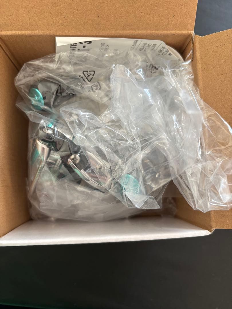 Daiwa Emeraldas 2500S-H-DH スピニングリール