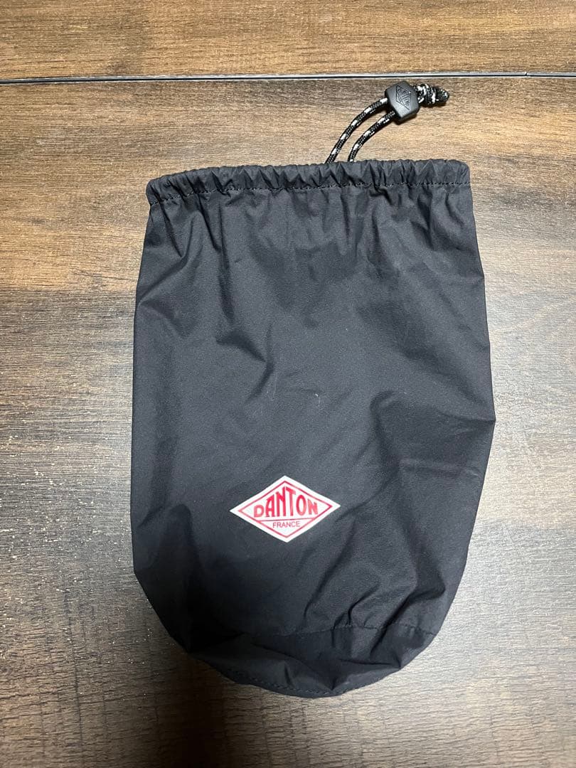 DANTONインサレーションノーカラー黒ジャケット