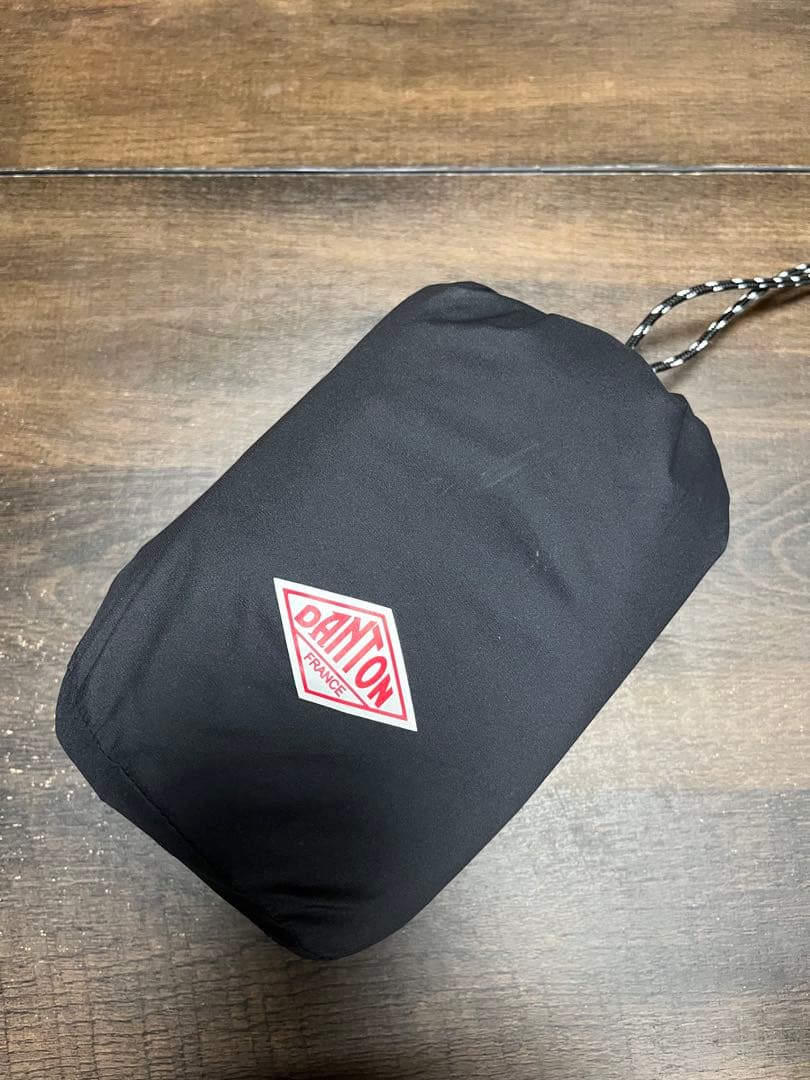 DANTONインサレーションノーカラー黒ジャケット