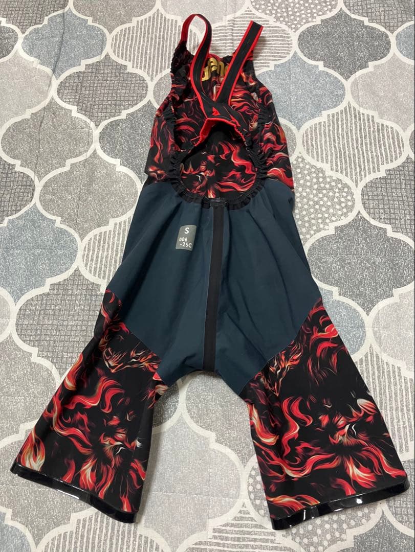 arena アクアフォースストーム MF Sサイズ 高速水着 AS5FRCS2L