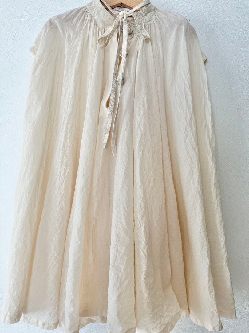 daughter&son 聖歌隊のワンピース（半袖）　120