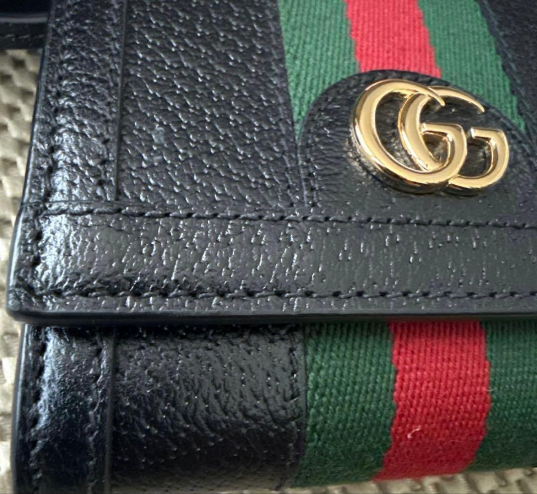 GUCCI GGロゴ 二つ折り財布 ブラック