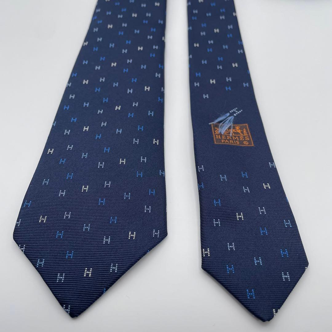 ✨未使用級箱付き✨HERMES ネクタイ 最新モデル H柄 高級シルク ファソネ