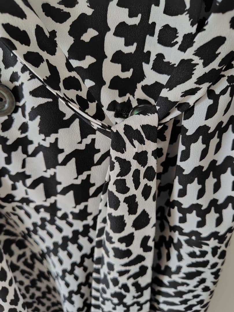 【美品】ハウンドトゥースプリントワンピース