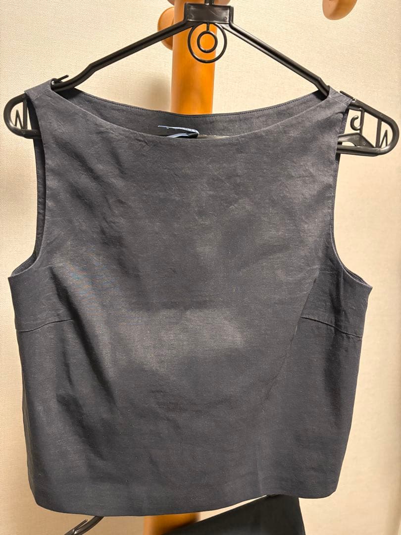 値下げしました！Theory トップスとパンツセット　3回着用、クリーニング済