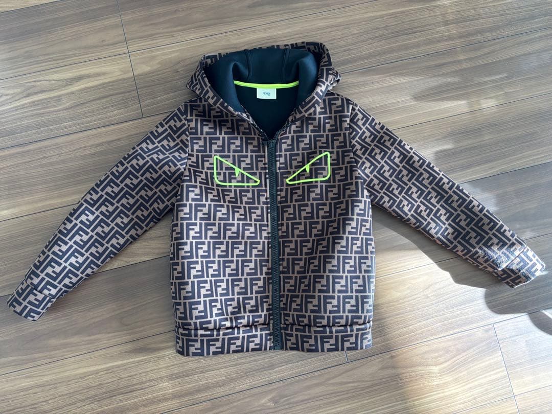 【美品】FENDI ズッカ柄パーカー モンスター キッズ12+サイズ