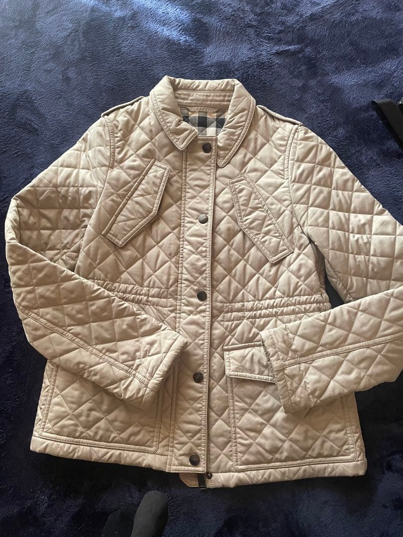 Burberry ベージュ キルティングジャケット