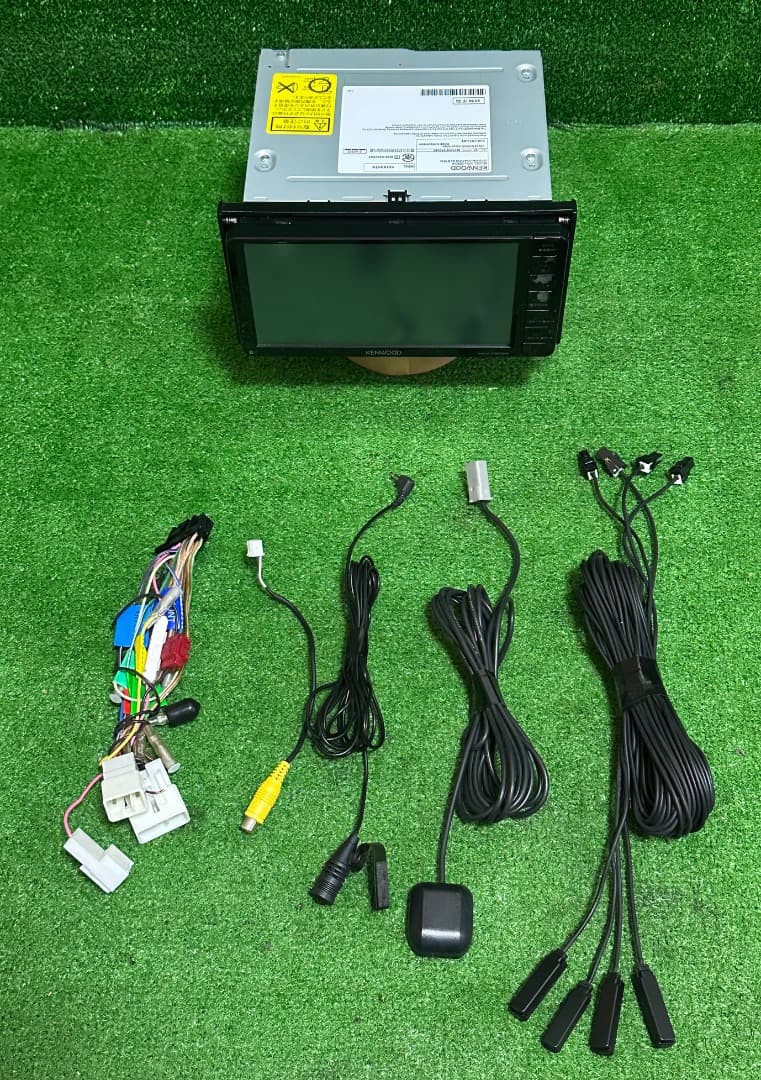 ケンウッド MDV-D503W ナビ フルセグ。地図データ2015年版。