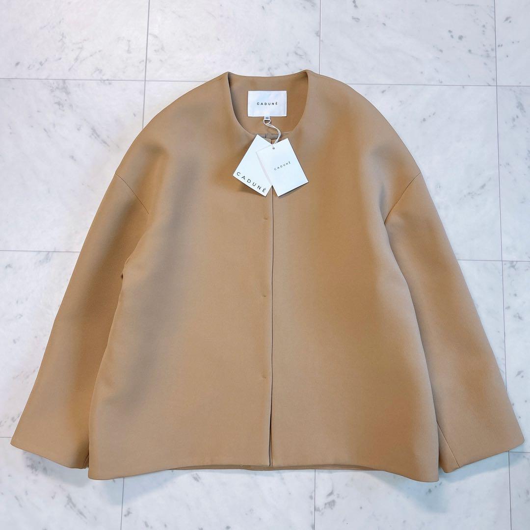 【タグ付き未使用】CADUME ノーカラー ショートコート 38