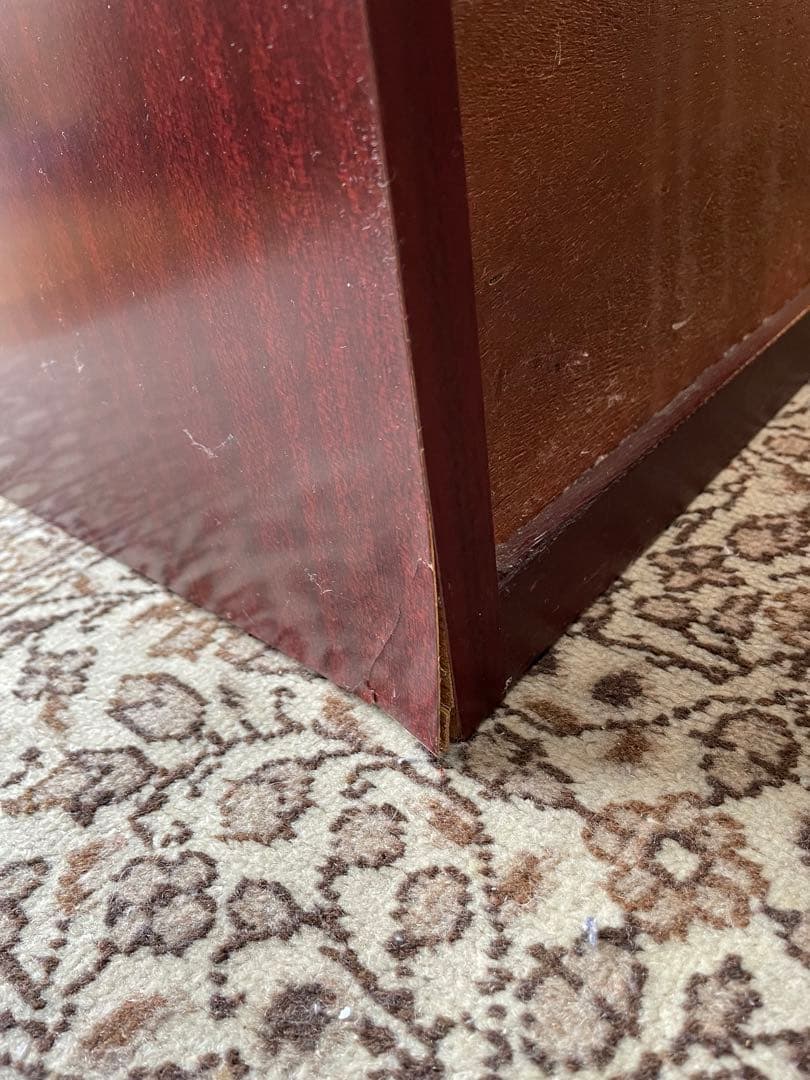 木製キャビネット ガラス扉付き