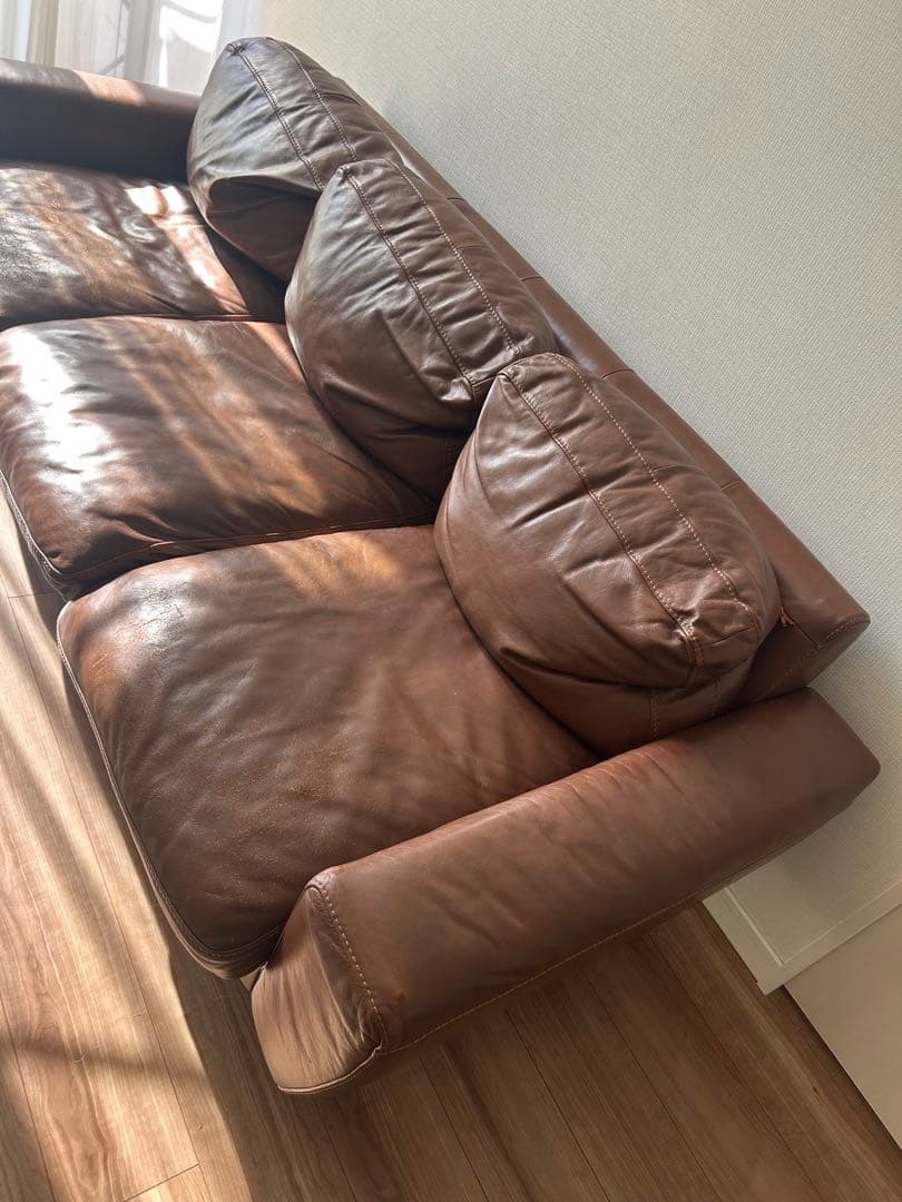 ウニコ　MOLN レザーソファー 3人掛け ダークブラウン