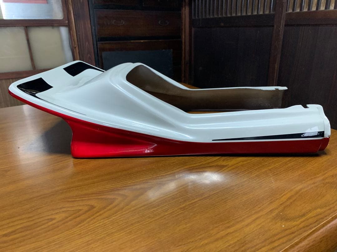 CBX/BEET/テール/赤白