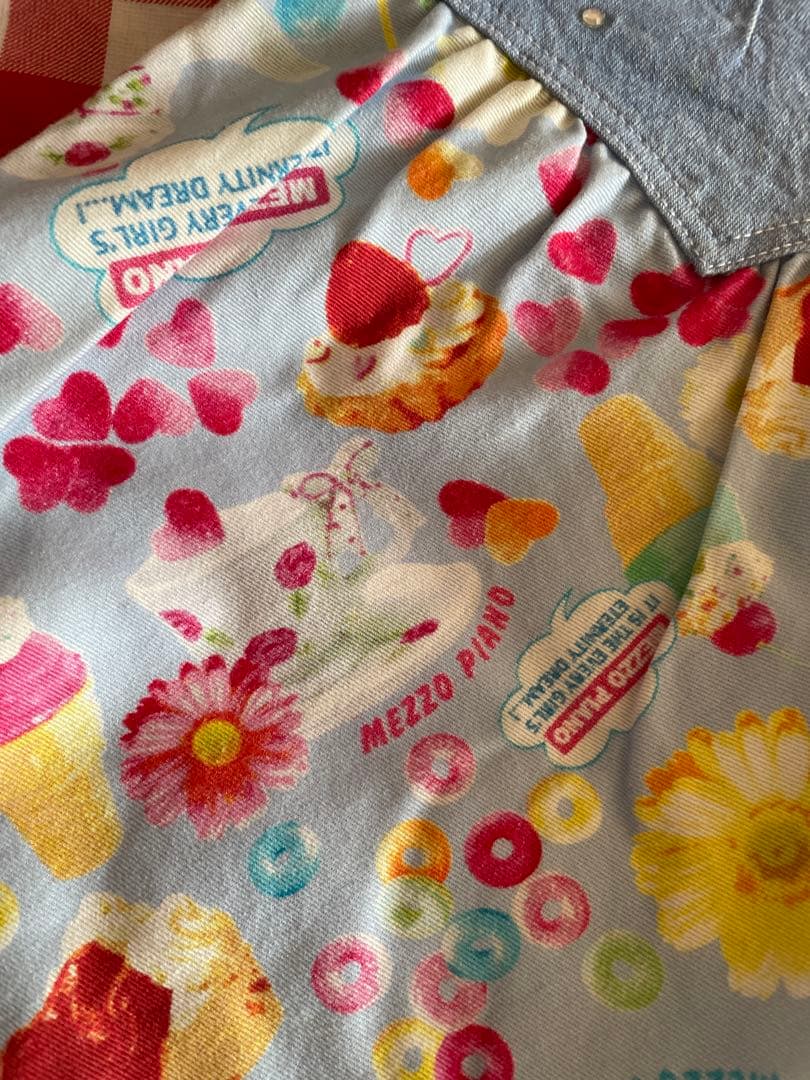 メゾピアノ❗️160㎝スカート❗️スイーツ柄❗️