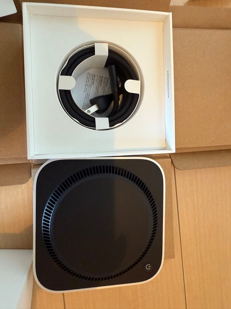 Mac mini M4（シルバーメモリ：16GB /SSD：256GB