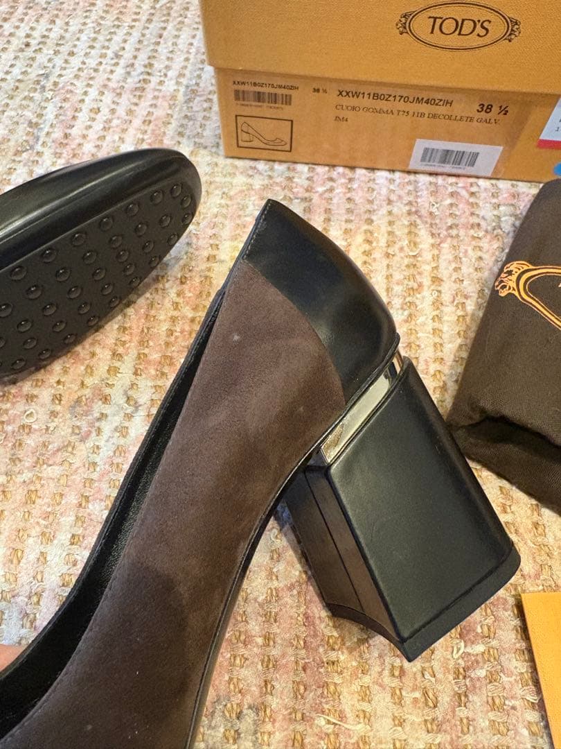 『美品』Tod's ブラウン スエード ヒール