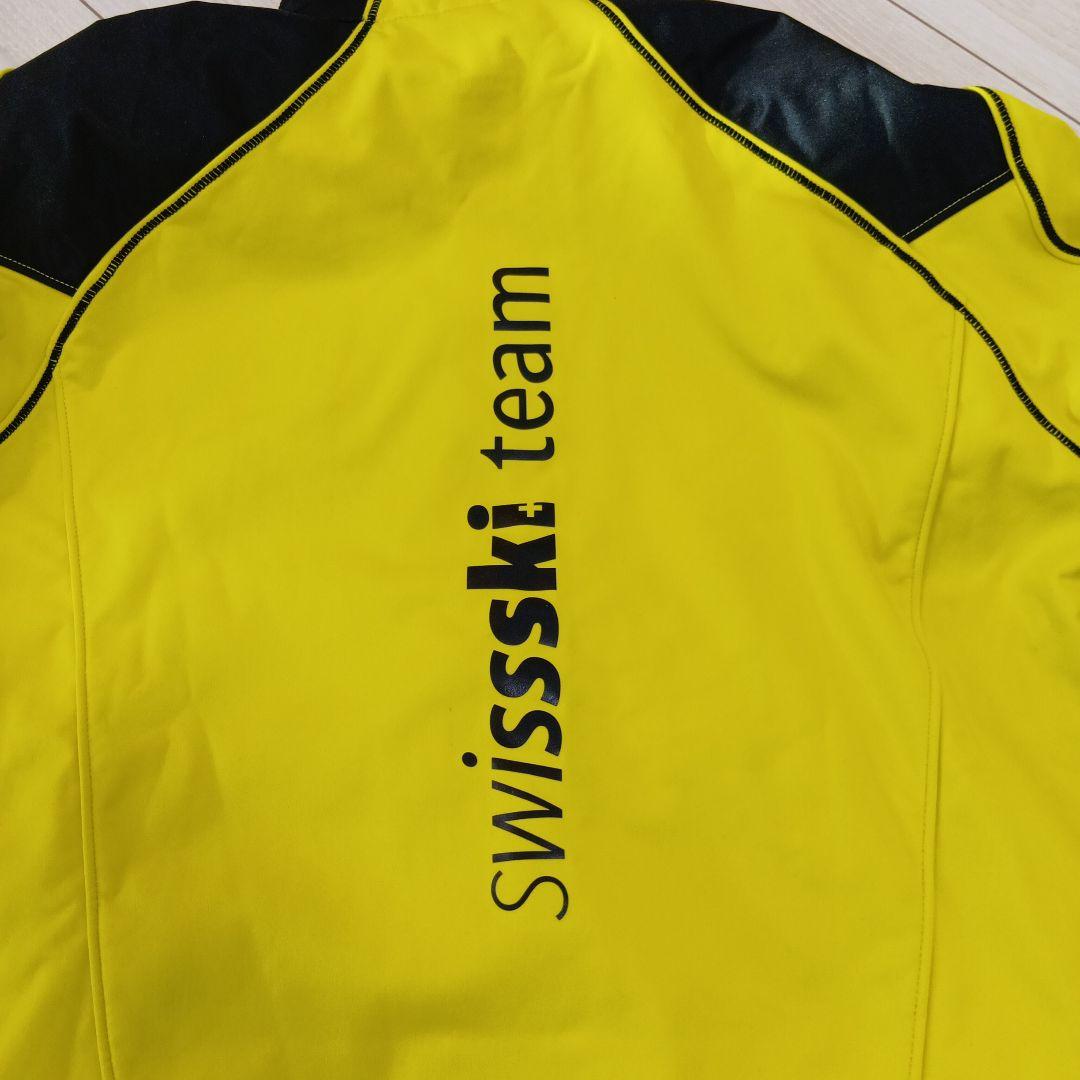 DESCENTE ソフトシェル ミドルジャケット