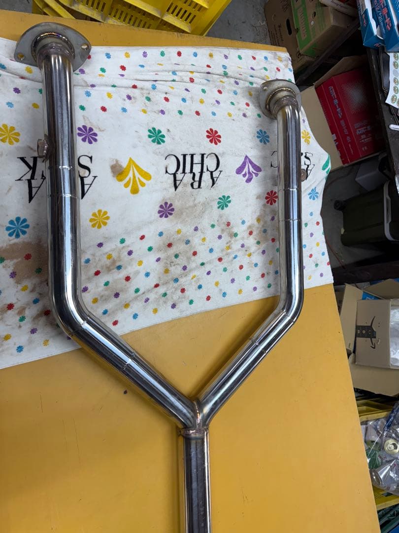 18クラウン　18マジェスタ　スリーキャッツ　ストレートマフラー