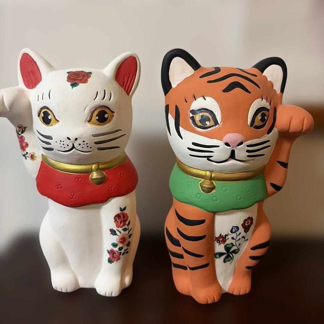招き猫　寅　置物 陶器　アフタヌーンティー　ナタリーレテ　干支　美品