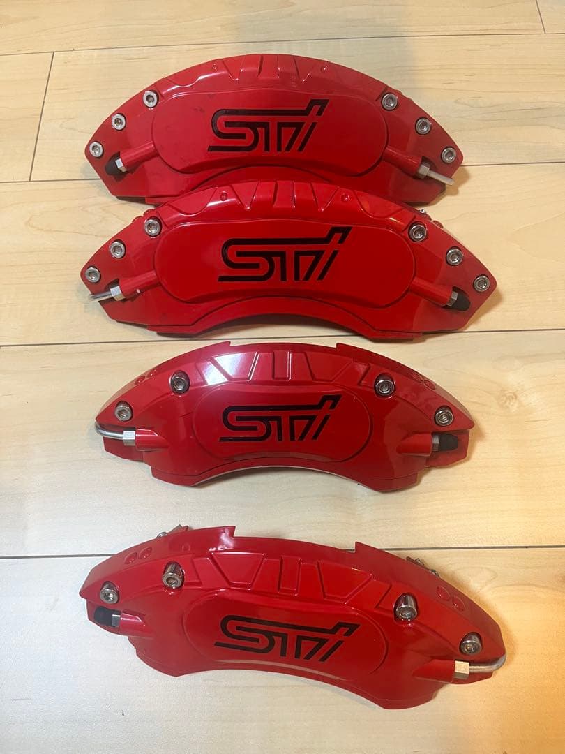 レヴォーグブレーキキャリパー カバー