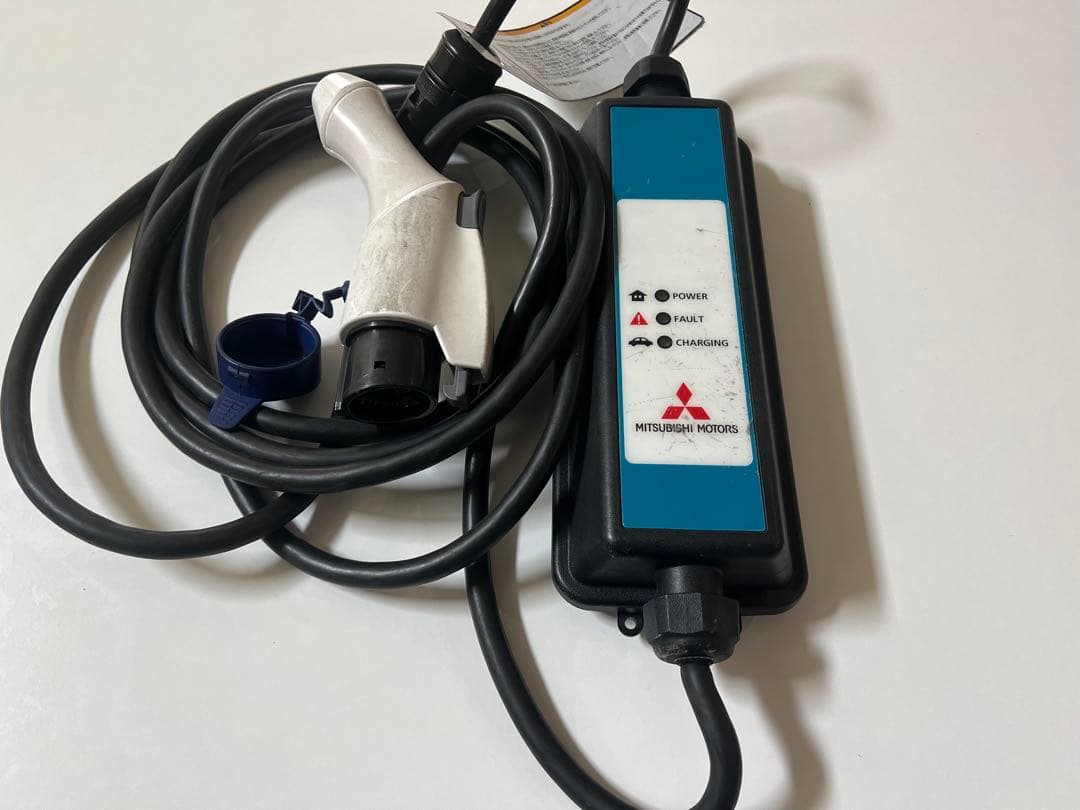 三菱 アウトランダーPHEV純正200V充電ケーブル