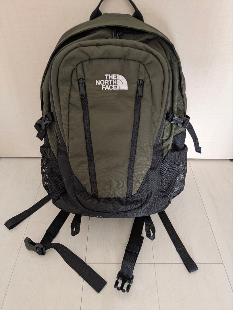 新品同様 ノースフェイス シングルショット ニュートープグリーン