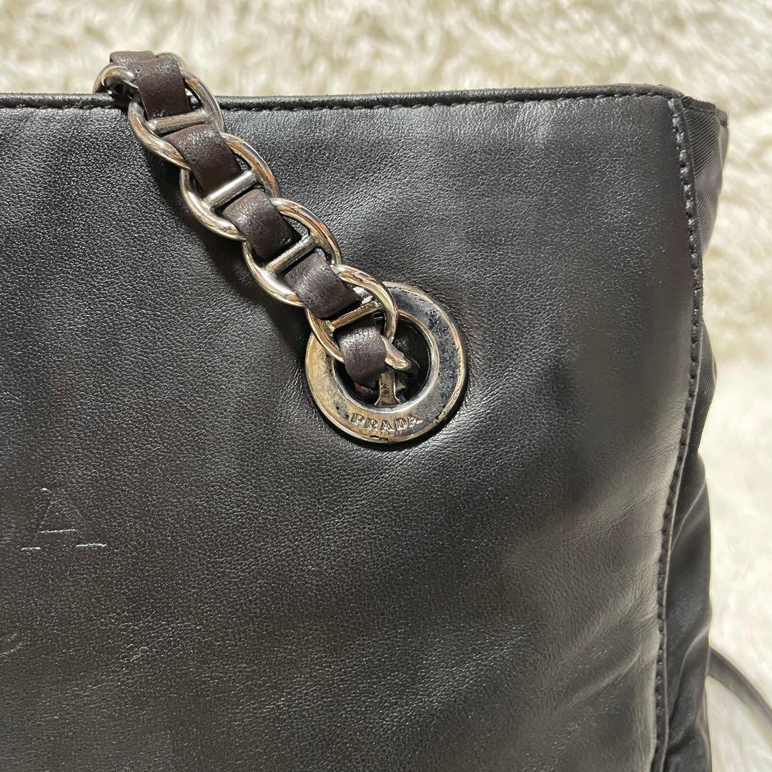【美品】PRADA プラダ　ショルダーバッグ　レザー　チェーン　ブラック　肩掛け