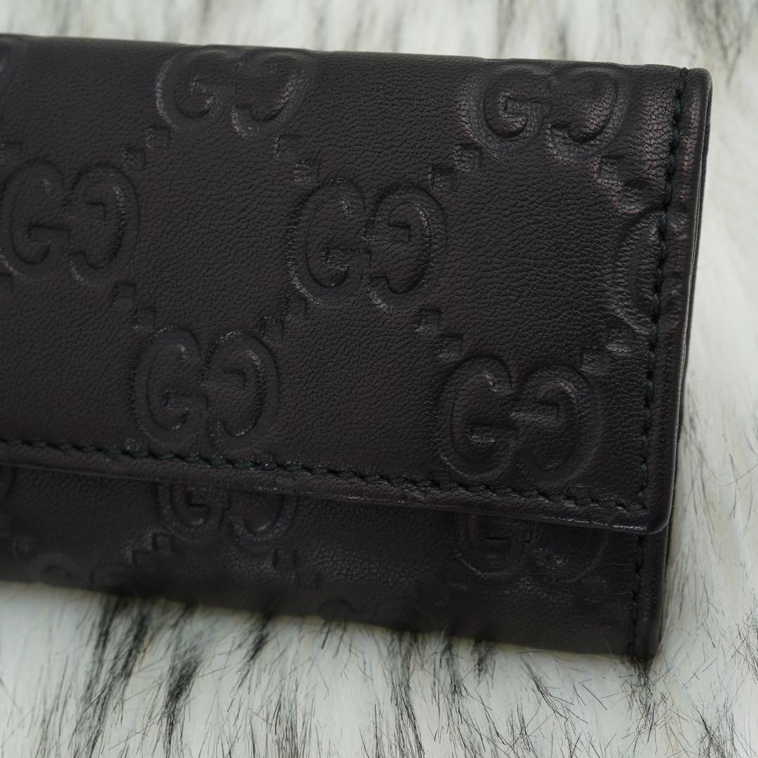ほぼ未使用品　箱付き　GUCCI グッチ　キーケース　GG柄　シマ　ブラウン系
