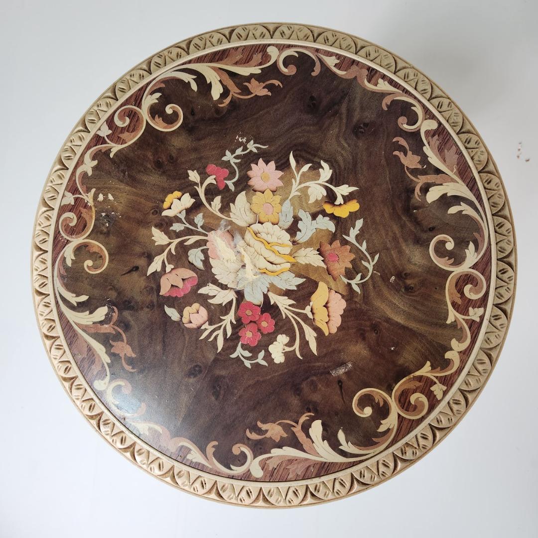 天使のテーブル　西洋アンティーク調　サイドテーブル　花台飾り台　天使の飾り台