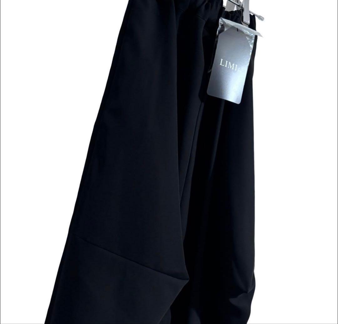 2023年秋冬リミフゥ　立体変形ワイドパンツ　limi feu