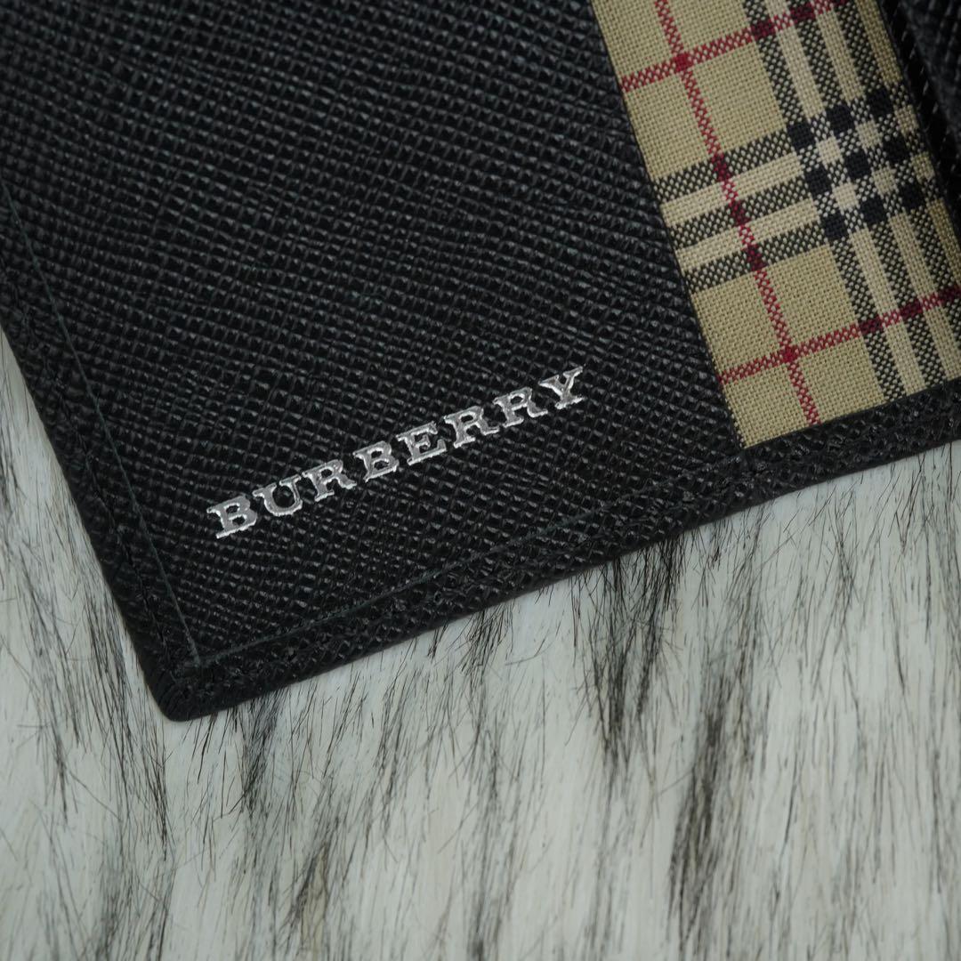 未使用品　箱付き　BURBERRY LONDON キーケース　ノバチェック　黒