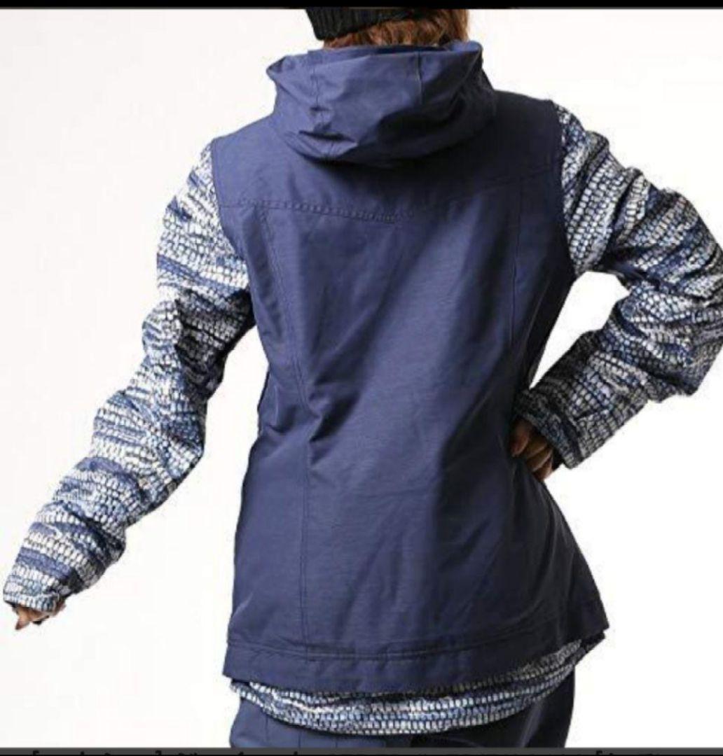 新品 ROXY スノーボードウェアー