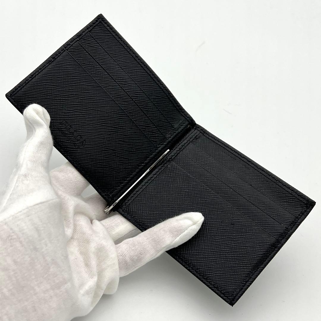 【極美品】PRADA プラダ サフィアーノ 三角プレート マネークリップ 黒