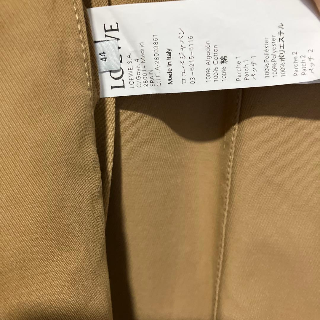 LOEWE ベージュ トレンチコート