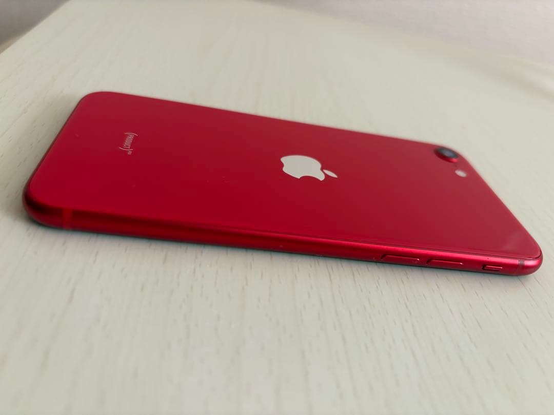 iPhone SE (第2世代) product red