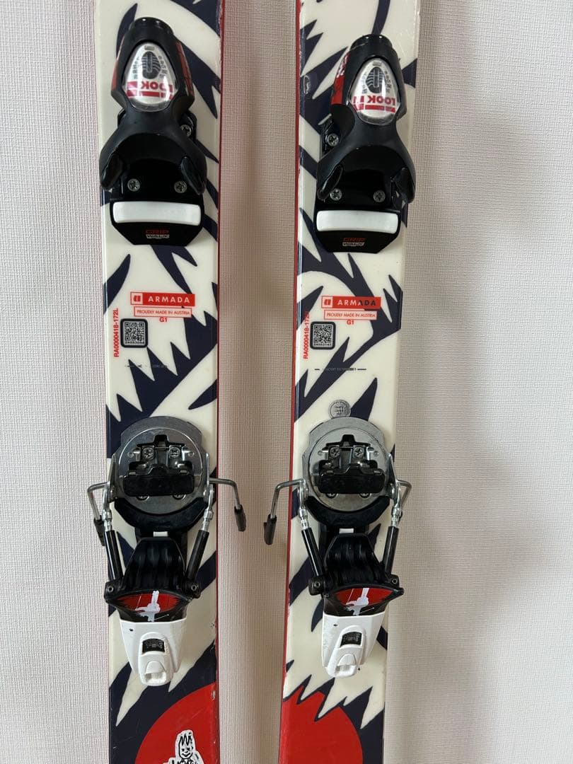 ARMADA スキー 板 B-dog 172cm Pivot15 harlaut