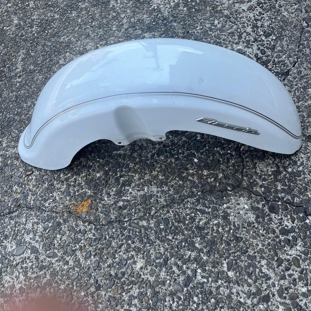 ドラッグスター400クラシック　純正フロントフェンダー ホワイト　中古
