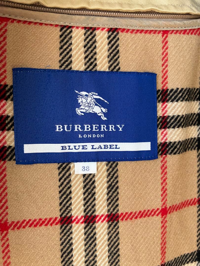 ベージュ トレンチコート チェック柄裏地