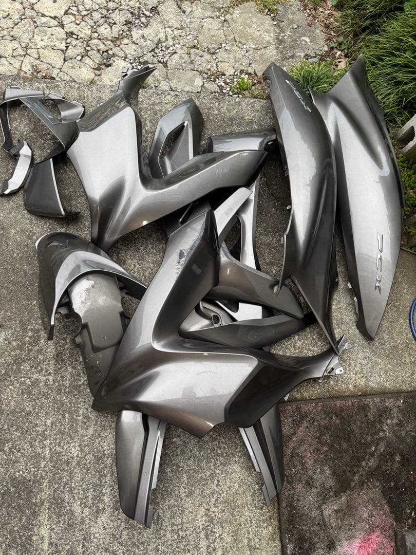 PCX jf81純正カウルパーツセット グレー