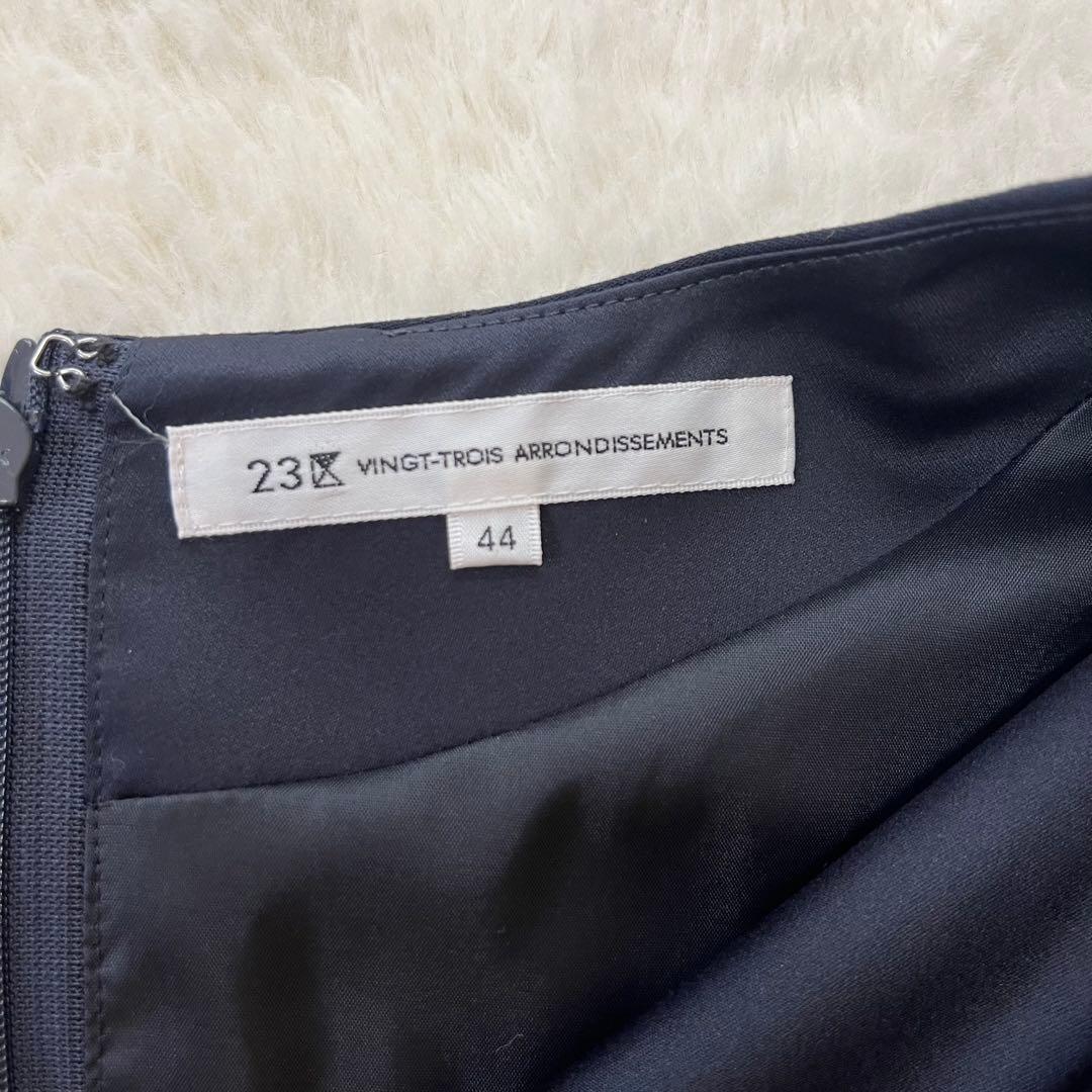 美品　23区 トリアセダブルジョーゼット ノーカラー ワンピーススーツ 大きい