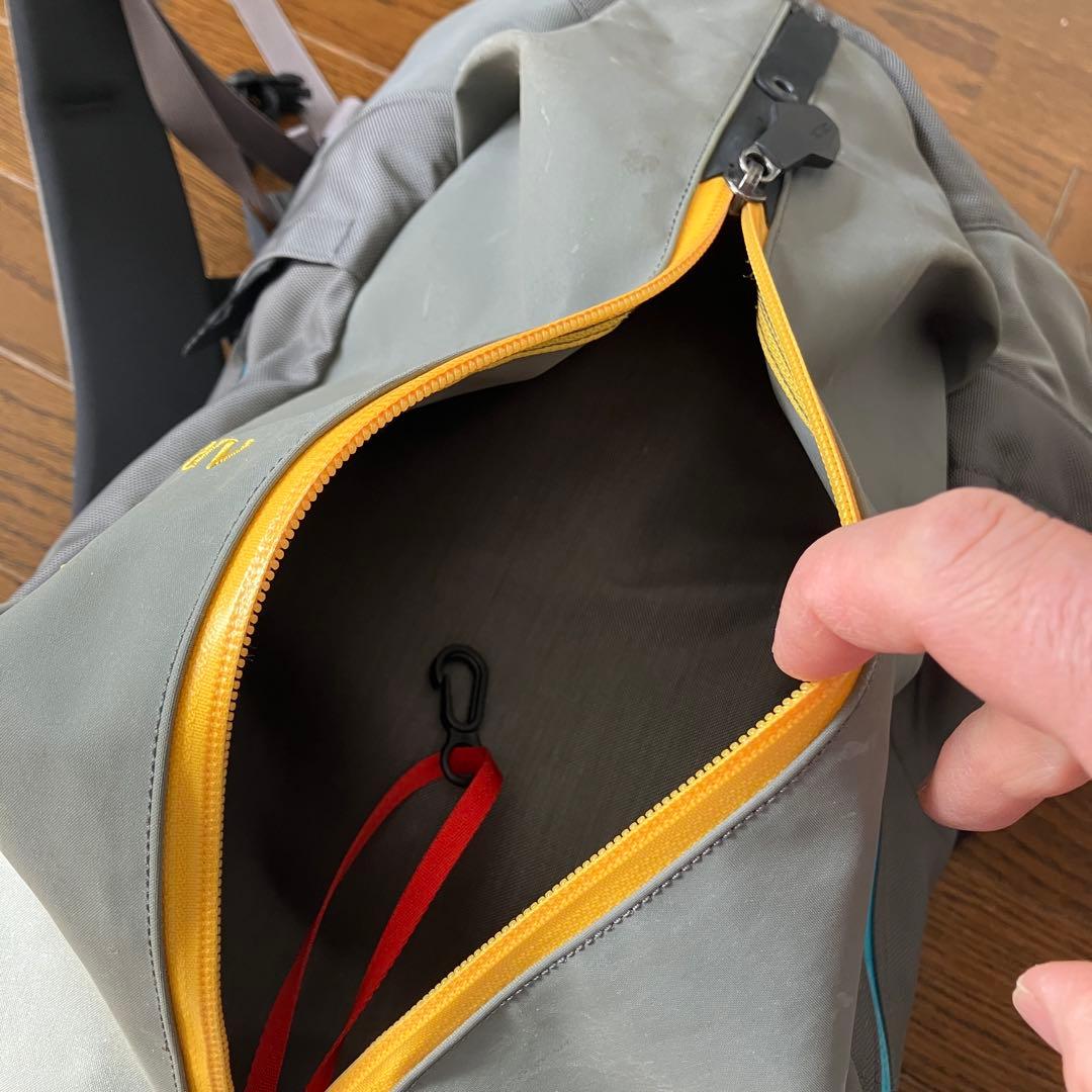 アークテリクス BEAMS ビームスボーイ ARRO 16 アロー16 グレー