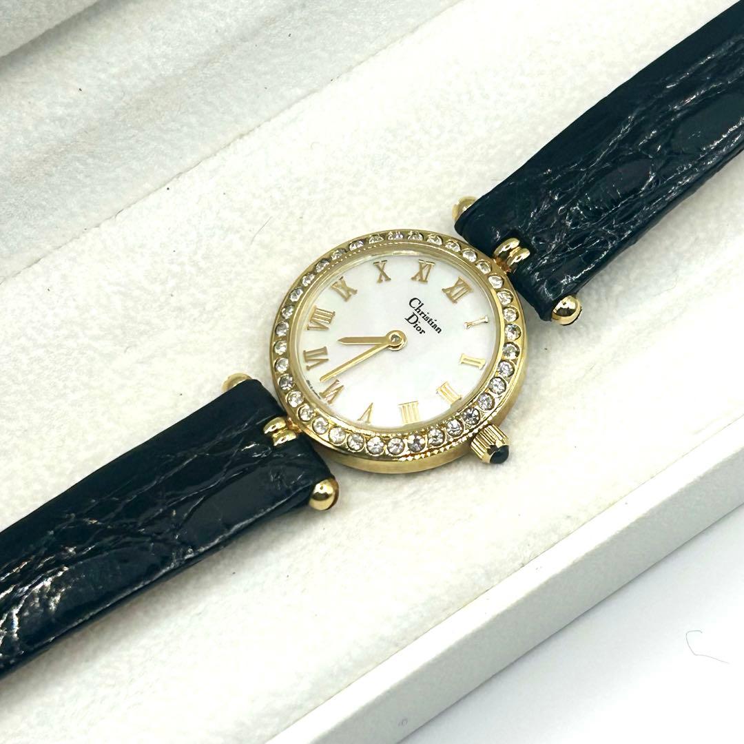 美品✨Dior 白蝶貝シェル×ビジュー ゴールド クォーツ腕時計 電池交換済箱付