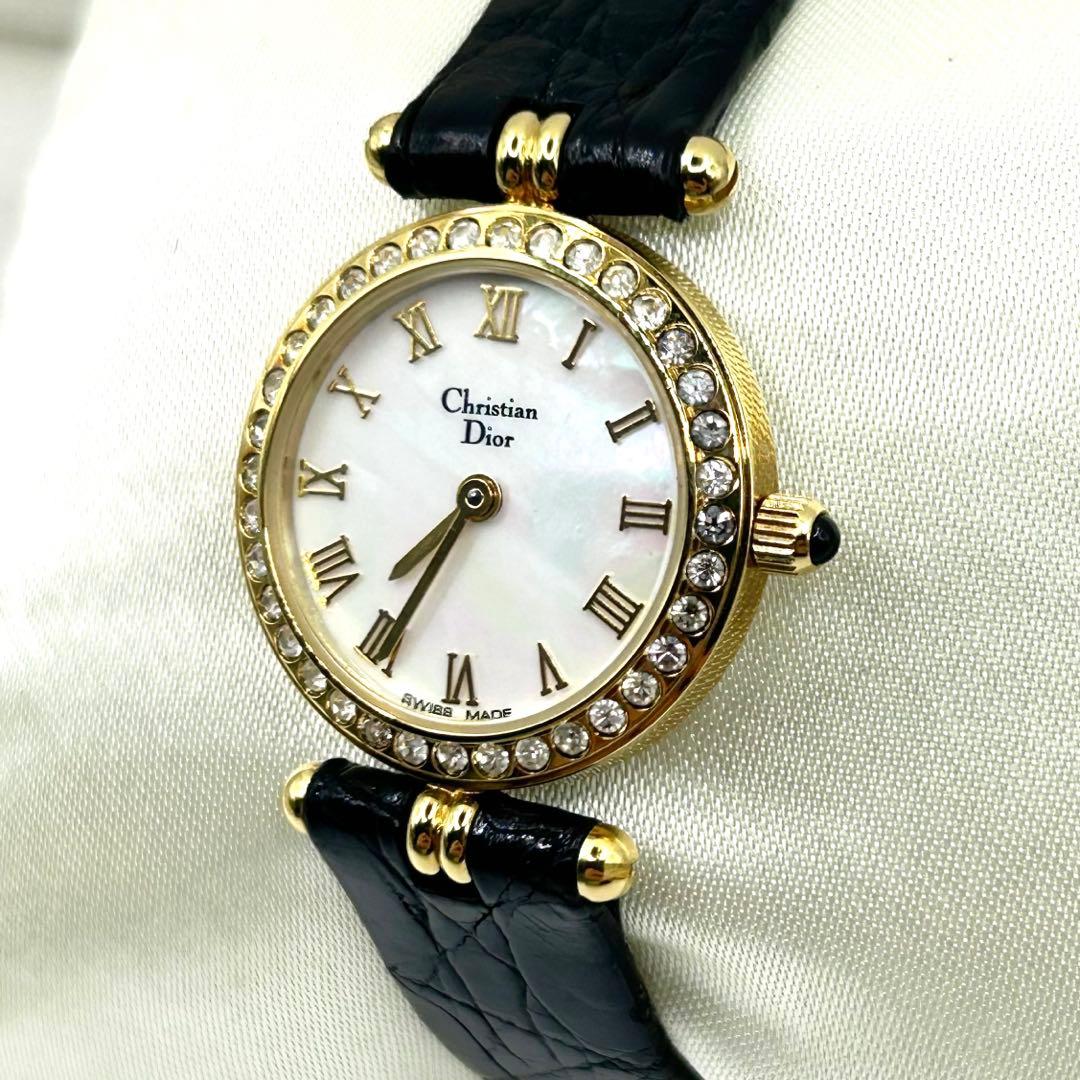 美品✨Dior 白蝶貝シェル×ビジュー ゴールド クォーツ腕時計 電池交換済箱付
