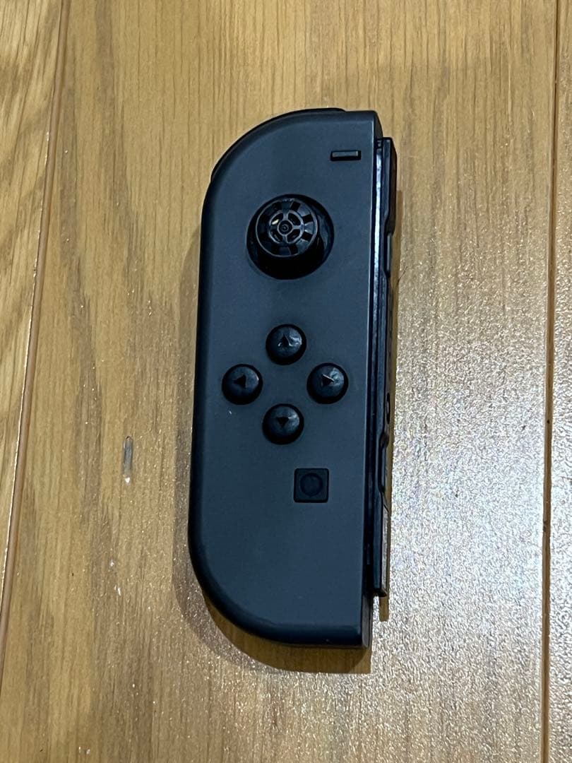 Nintendo Switch 本体 ブラック➕コントローラー黒、水色