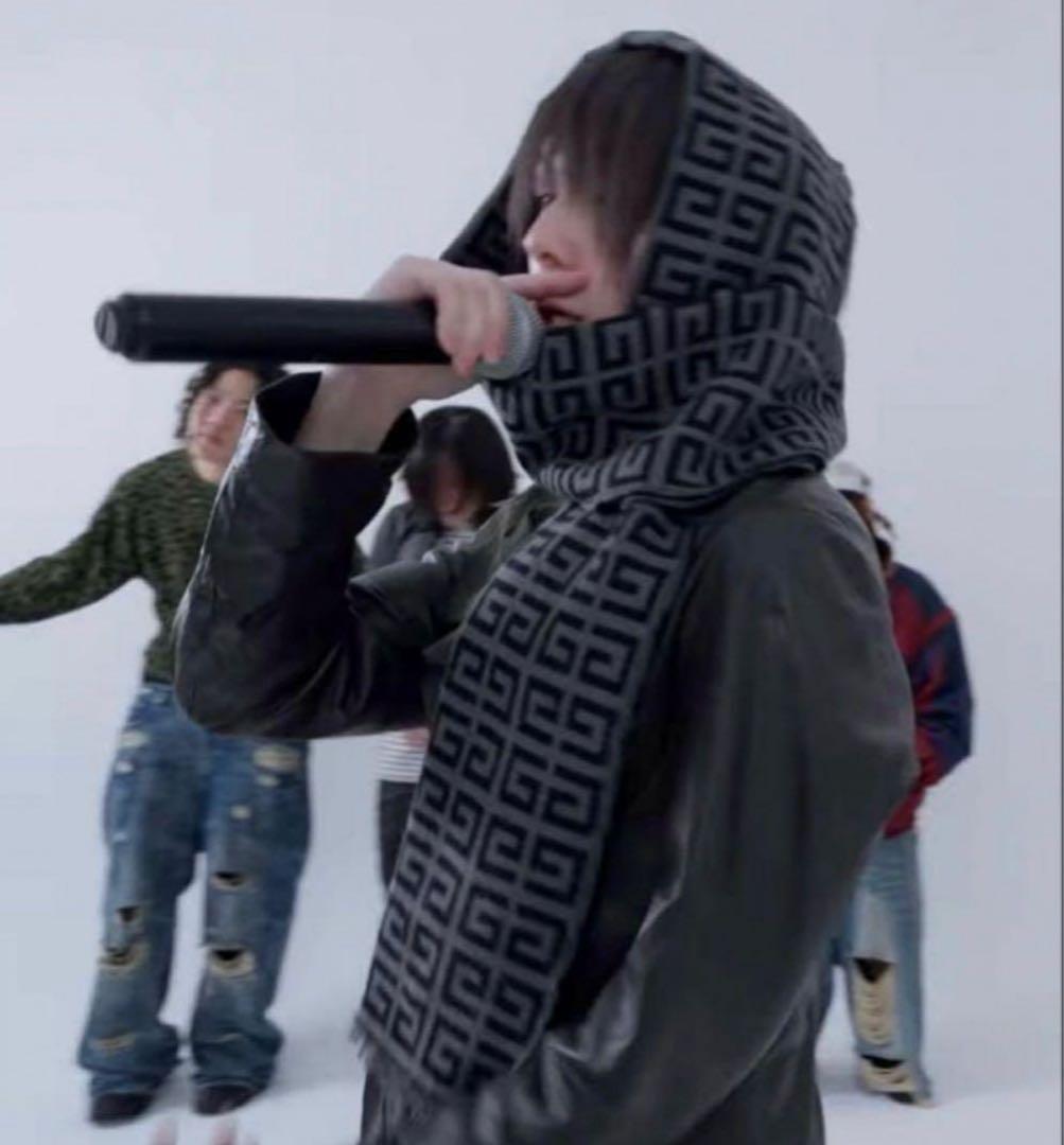 GIVENCHY yvnlazy着用 マフラー モノグラム 4G柄