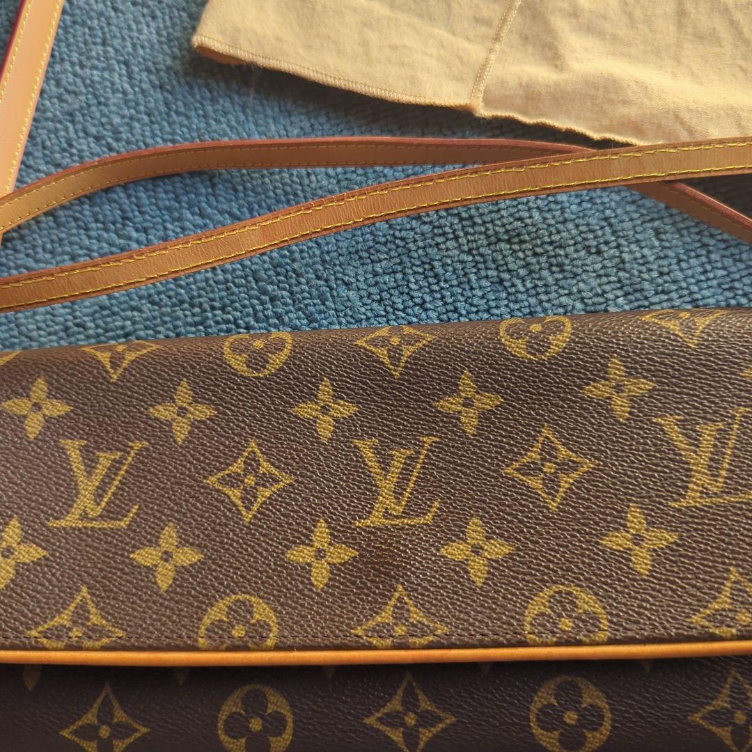 ルイヴィトン　ポシェットツイン