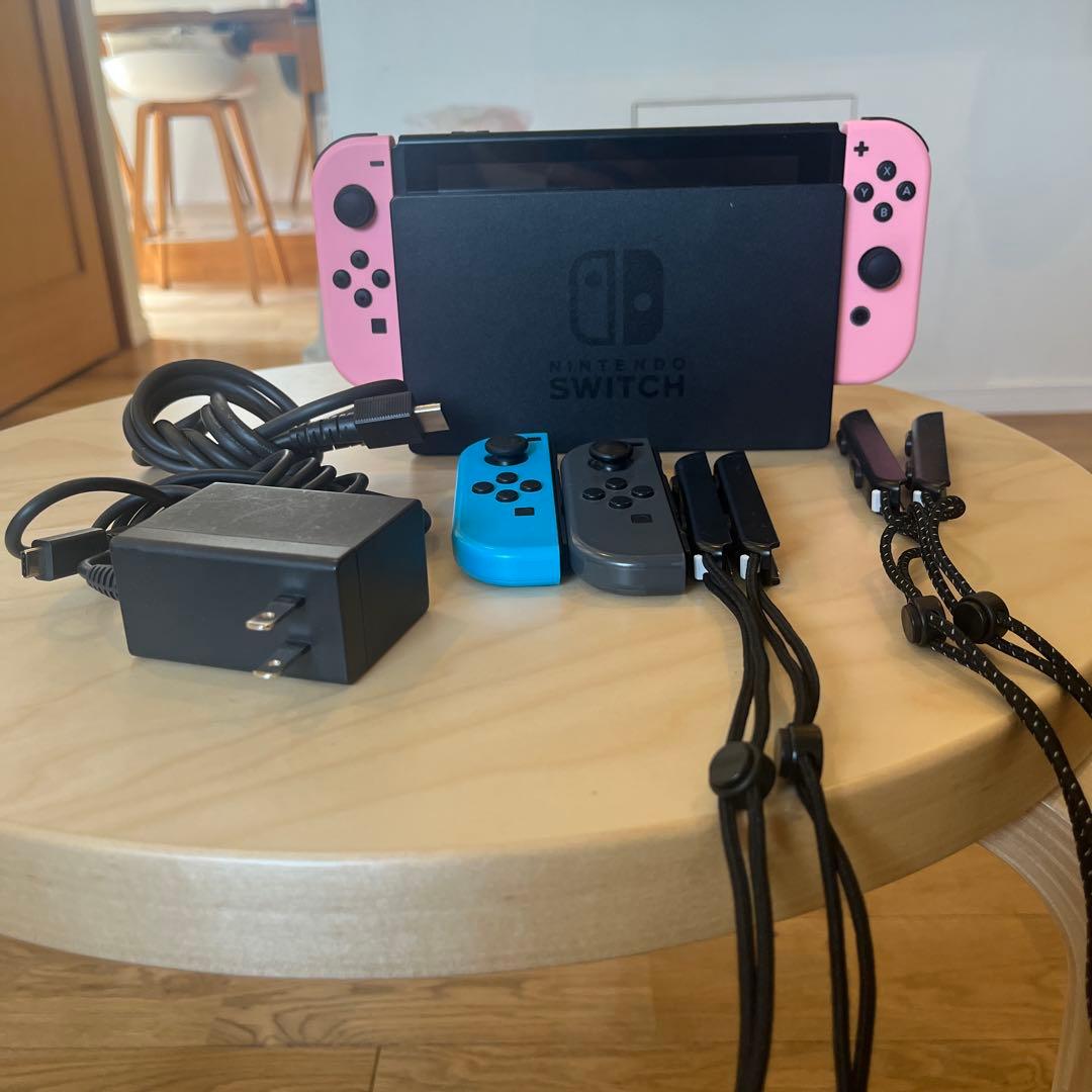Switch本体 2020年/ピンクジョイコン2025 /コントローラー