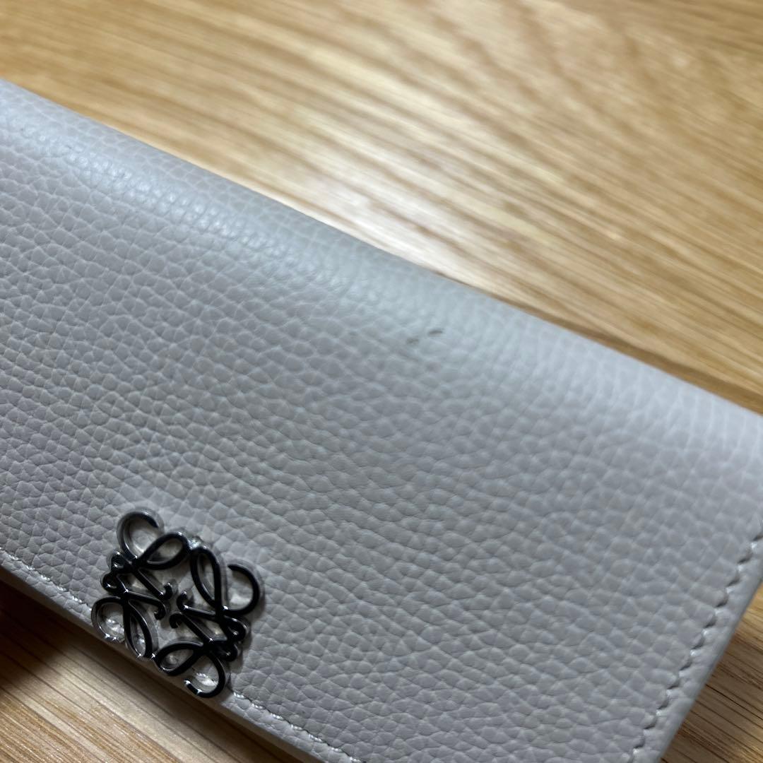 ロエベ　キーケース ロゴ付き