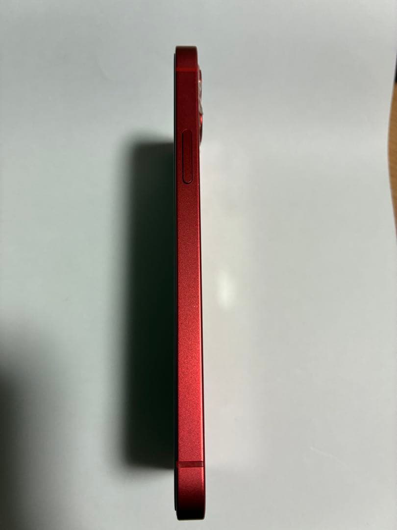 津*田様 iPhone 12 レッド　本体