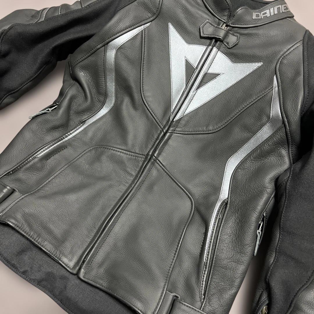 DAINESE AVRO4 LEATHER JACKET 46サイズ