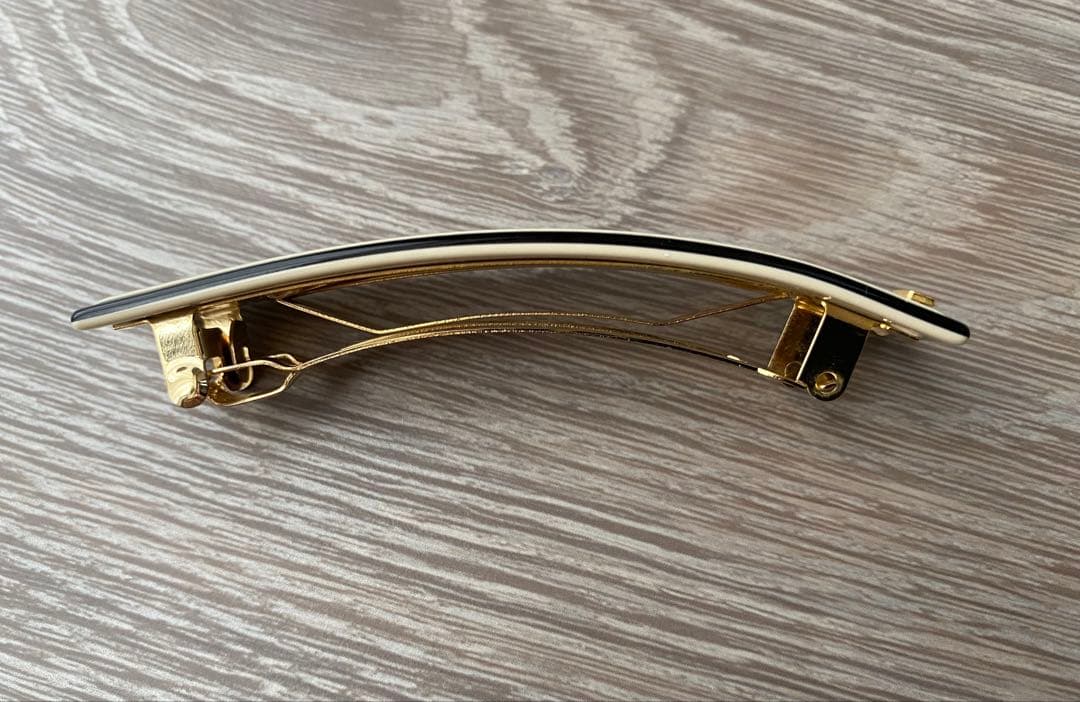 alexandre de paris バレッタ　ブラック